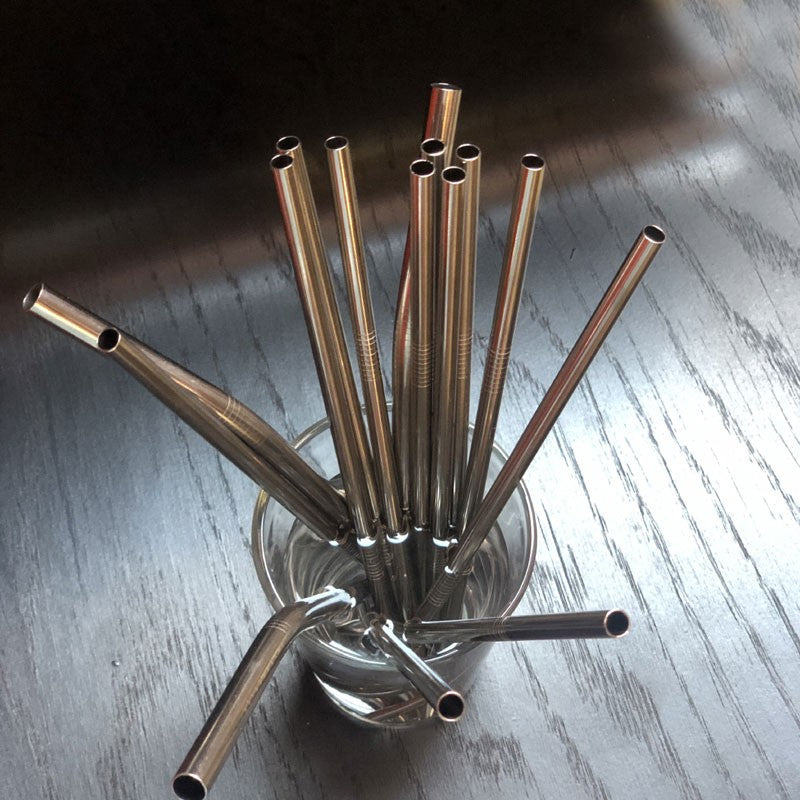 2 pajitas rectas reutilizables de acero inox + limpiador, vista en grupo