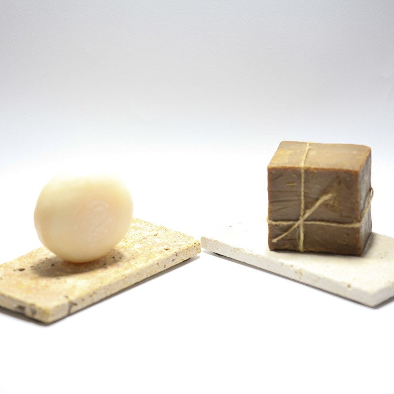 jabonera de travertino colores natural y oro.