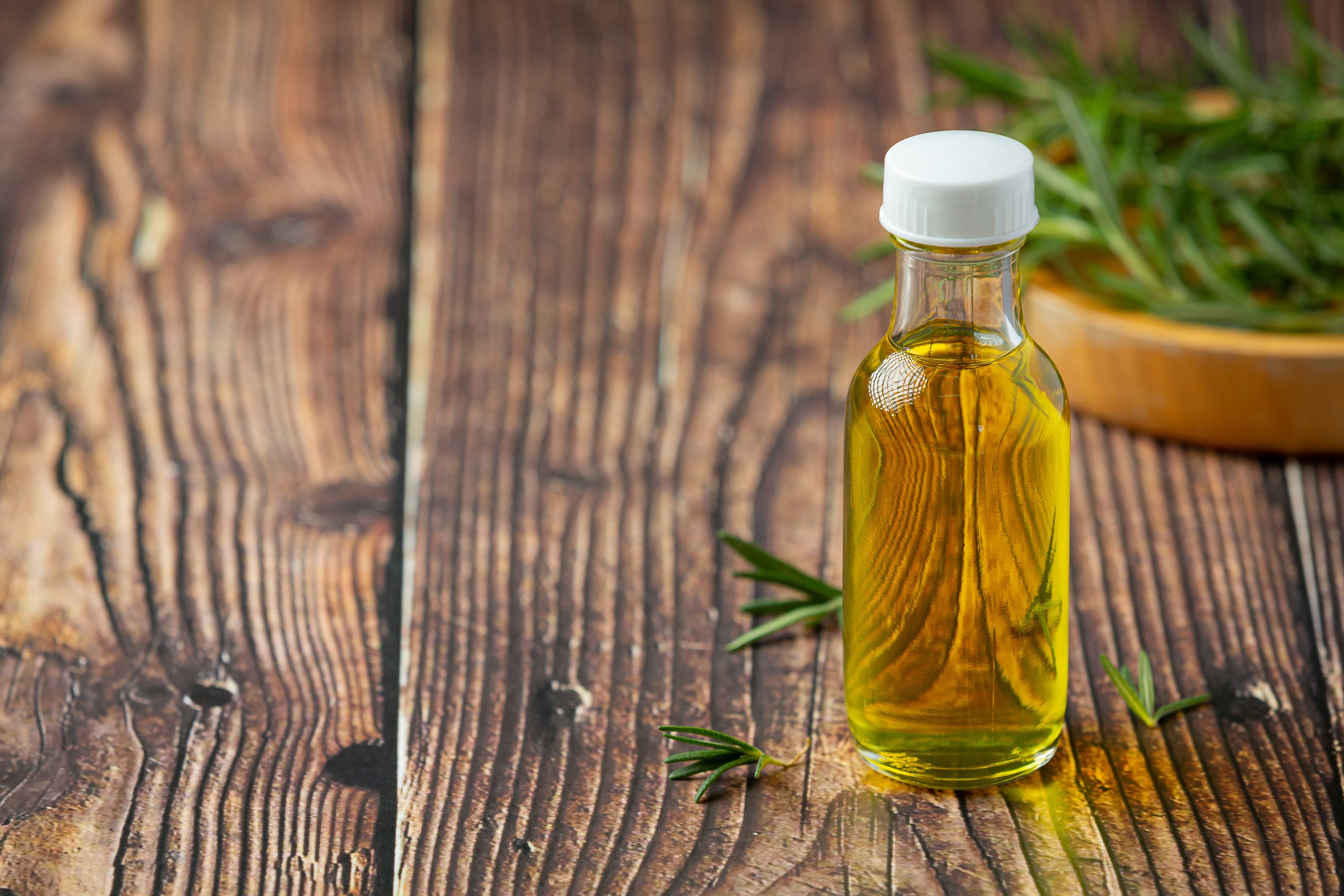Aceite de Pino para Dolores Musculares: Cómo Usarlo y Para Qué Sirve
