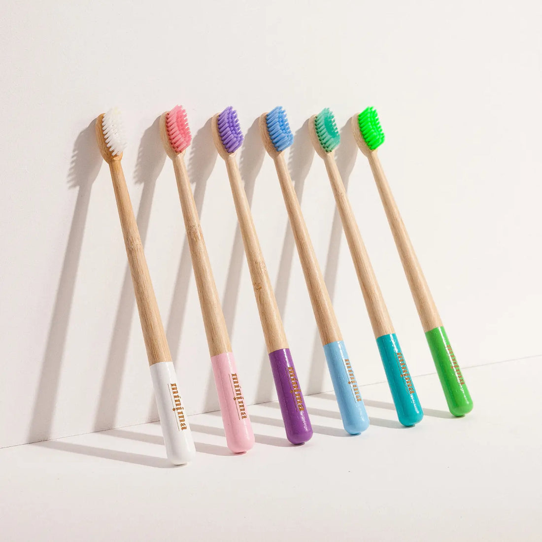 BRUSH | BAMBOO | MEDIUM HARDNESS | ADULT | ORGANIC | CHOOSE COLOR