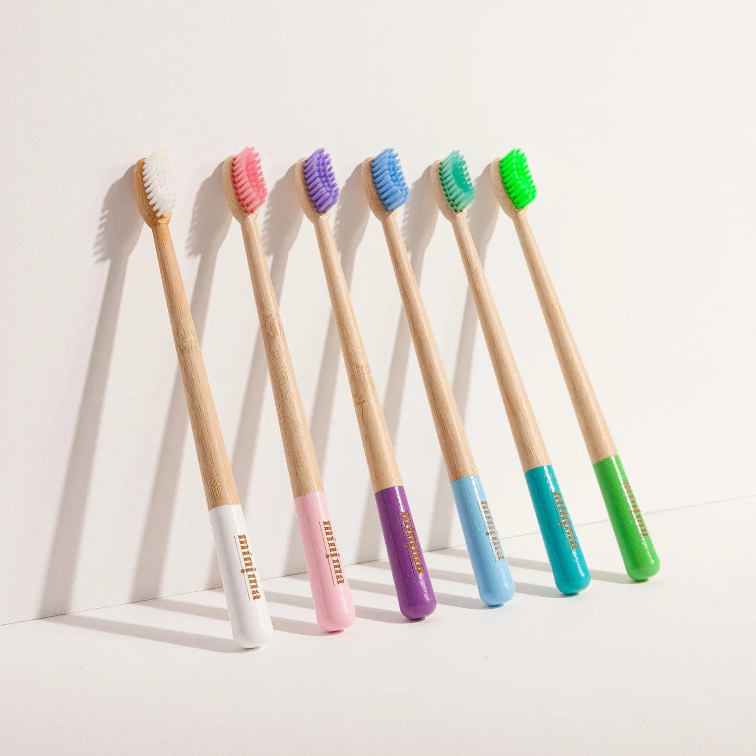 BRUSH | BAMBOO | MEDIUM HARDNESS | ADULT | ORGANIC | CHOOSE COLOR